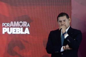 Alejandro Armenta reconoce liderazgo de Claudia Sheinbaum durante acto por los dos años de su triunfo electoral