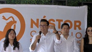 Néstor Camarillo confirma interés por la alcaldía de Puebla y pide a funcionarios definir aspiraciones políticas