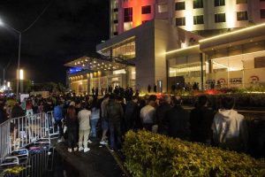 Selección de España llega a Puebla entre mariachi, aplausos y una cálida bienvenida rumbo a su duelo ante Perú