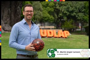 Académico UDLAP analiza las dimensiones identitarias y los rituales colectivos del fútbol