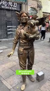 Desaparece pieza de la escultura de Amy Camacho en el corredor 5 de Mayo