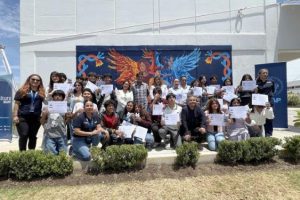 Estudiantes de la BUAP plasman su talento en mural de la Preparatoria de Tepeaca