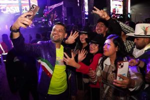 «Su majestad mi Banda el Mexicano»abarrota la plaza principal en la Feria Patronal de Huejotzingo 2026