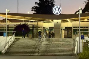 Trabajadores de Volkswagen Puebla votarán nueva propuesta salarial el 15 de octubre