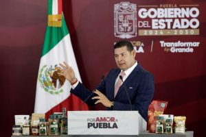 Gobierno de Puebla llevará trenes de pavimentación al interior del estado y zonas industriales desde noviembre